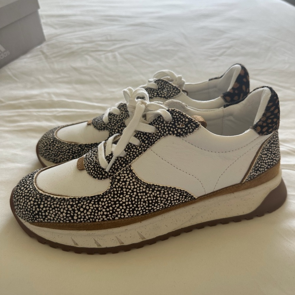 Madewell  Sneakers.